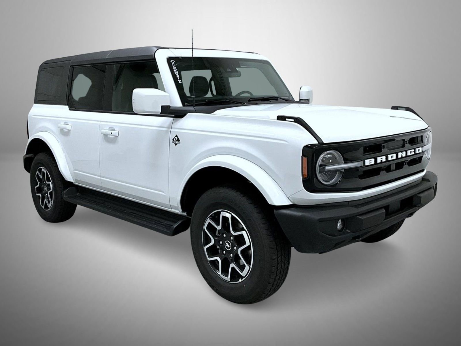 New 2025 Ford Bronco Outer Banks image 3