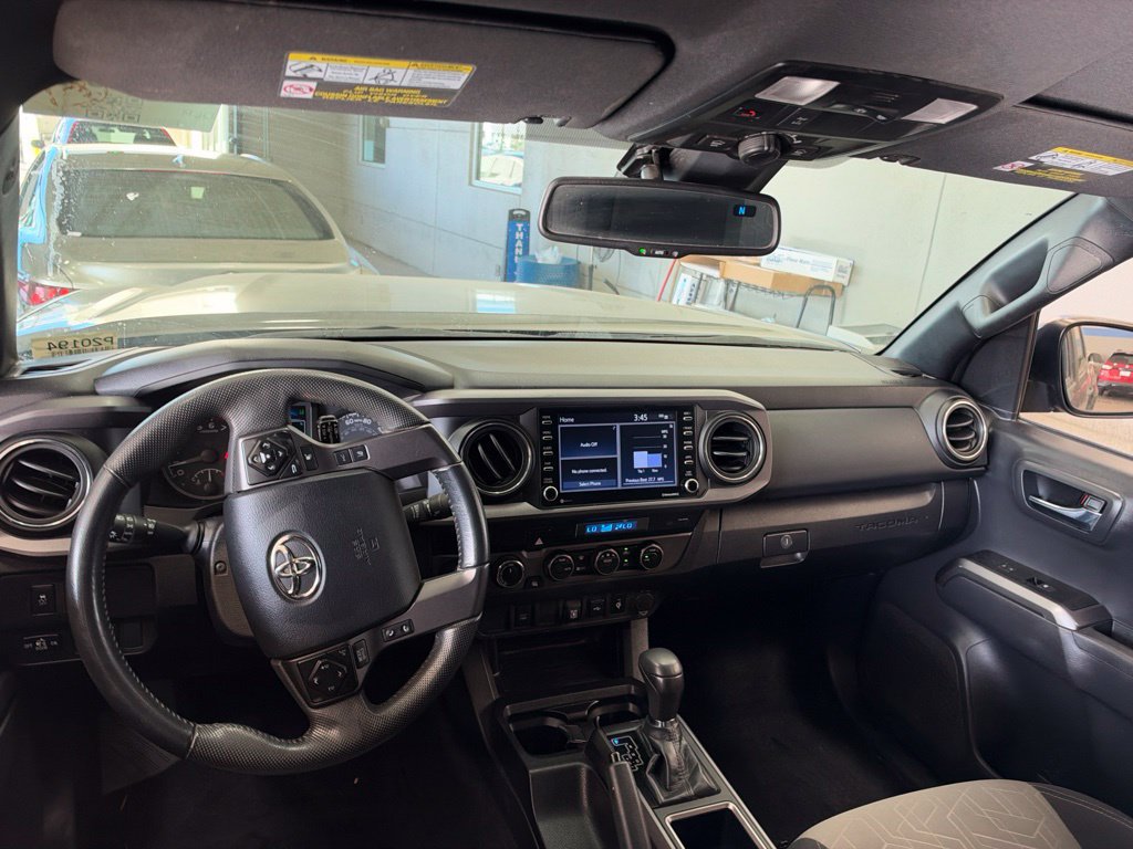 Used 2023 Toyota Tacoma TRD Off-Road AWD/4WD image 12