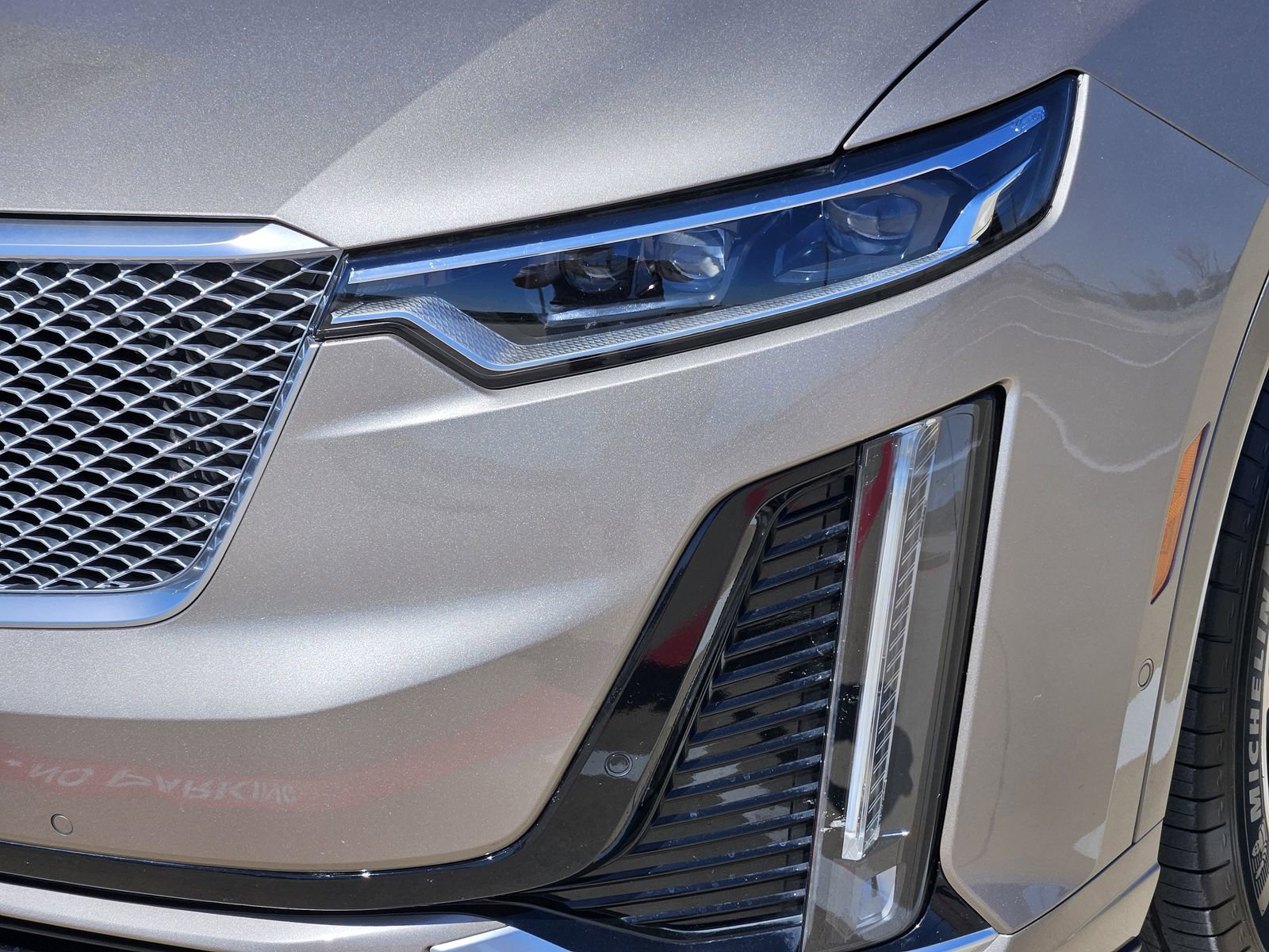 Certified 2023 Cadillac XT6 Premium Luxury w/ Platinum Package image 10