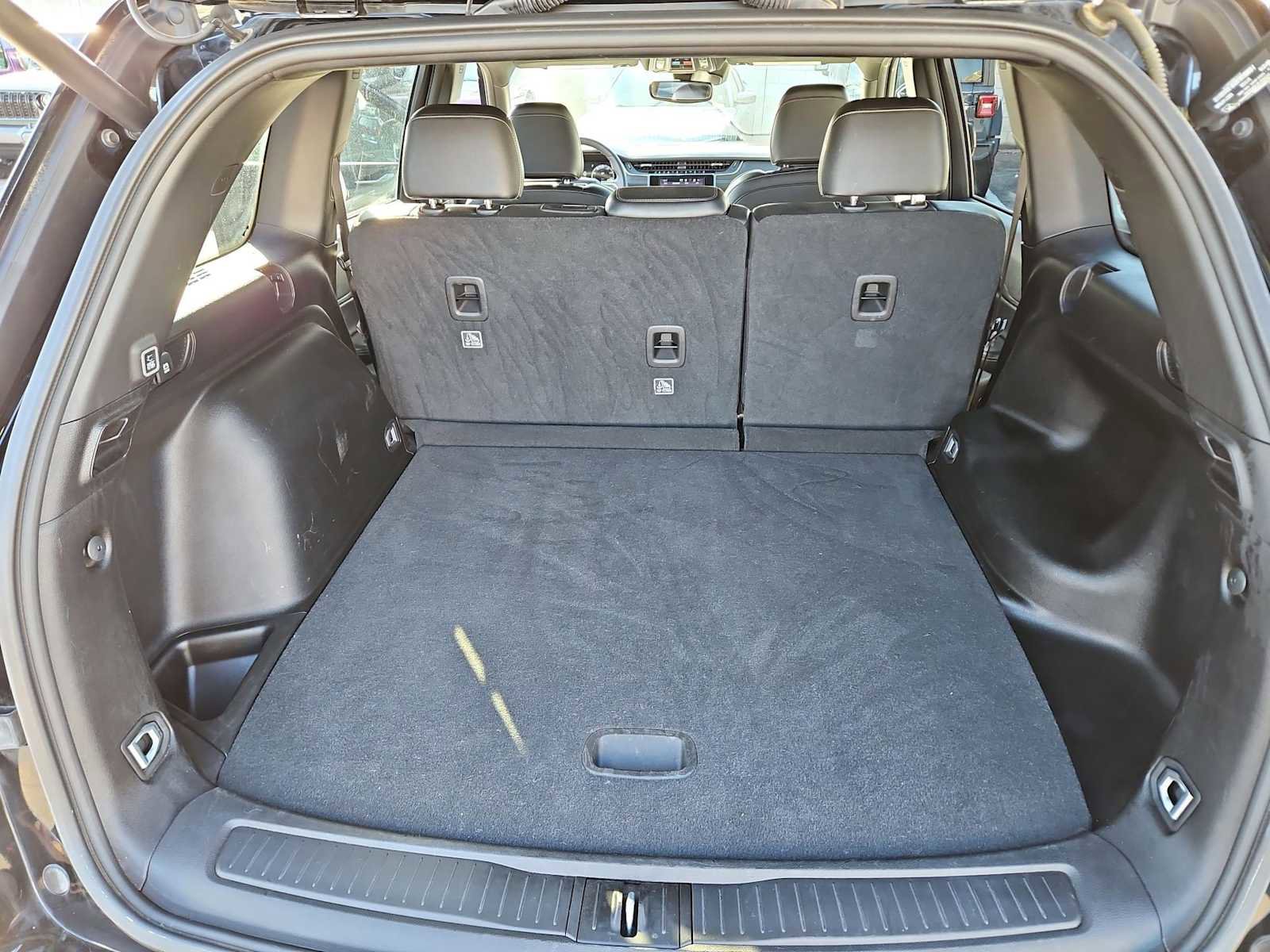 Used 2024 Jeep Grand Cherokee Altitude image 32