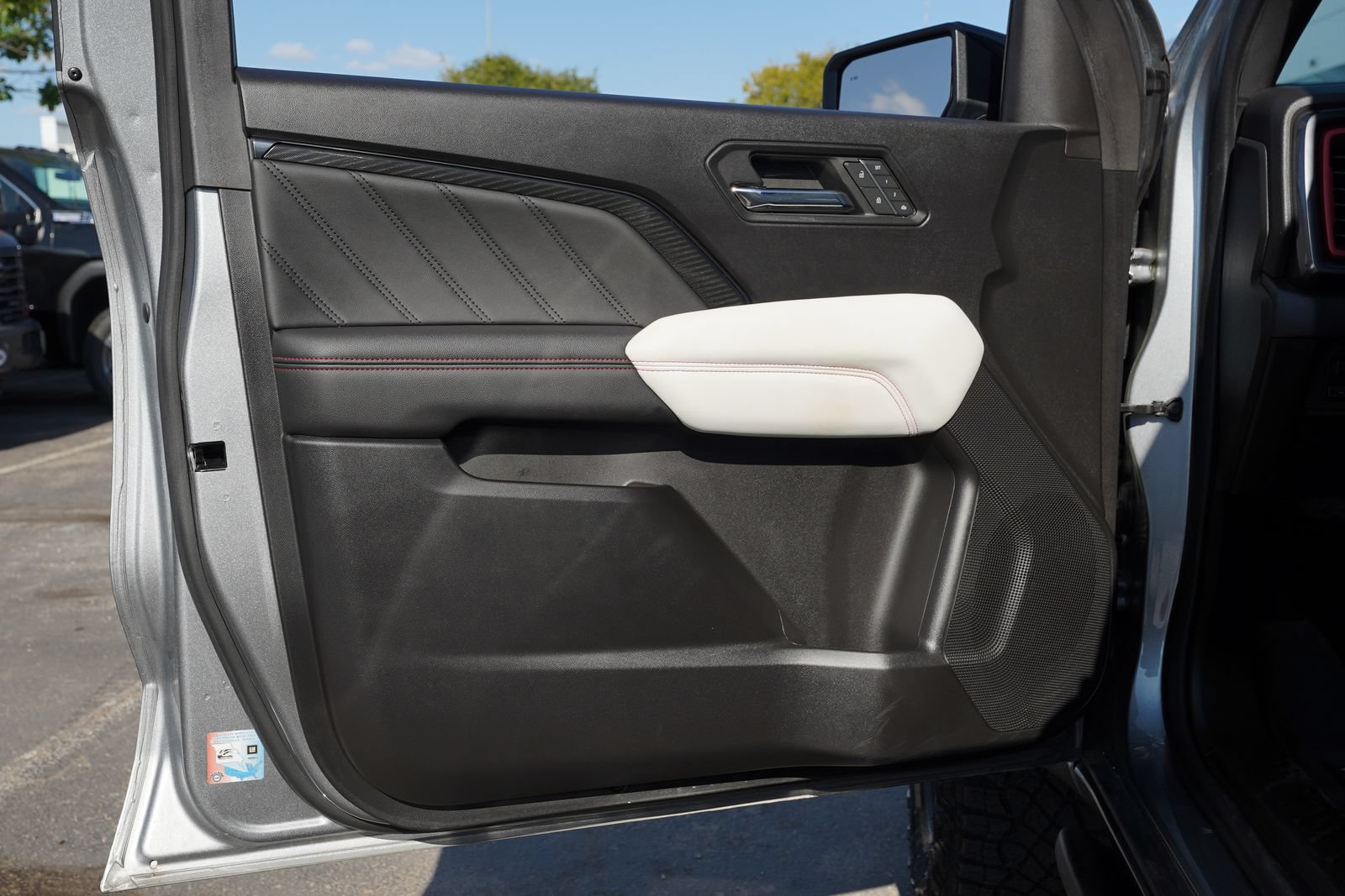 Used 2023 GMC Canyon AT4X AWD/4WD image 19