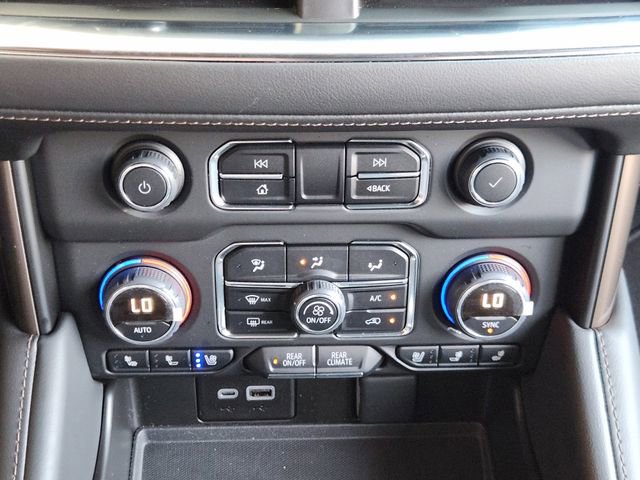 Used 2024 Chevrolet Tahoe High Country image 16