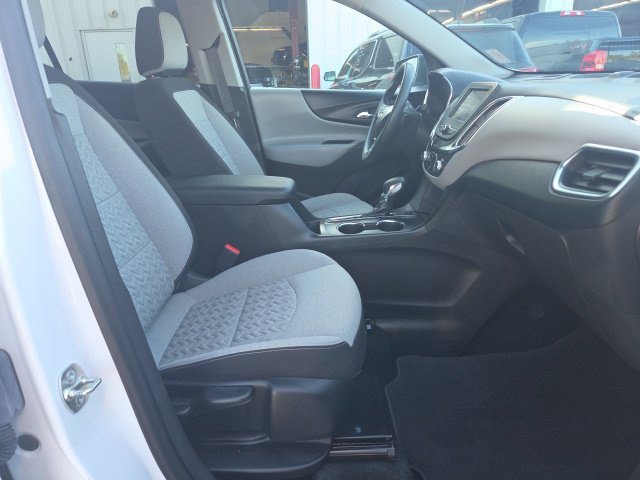 Used 2024 Chevrolet Equinox LS w/ LS Convenience Package AWD/4WD image 45