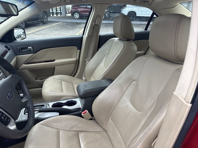 Used 2010 Ford Fusion SEL FWD image 17
