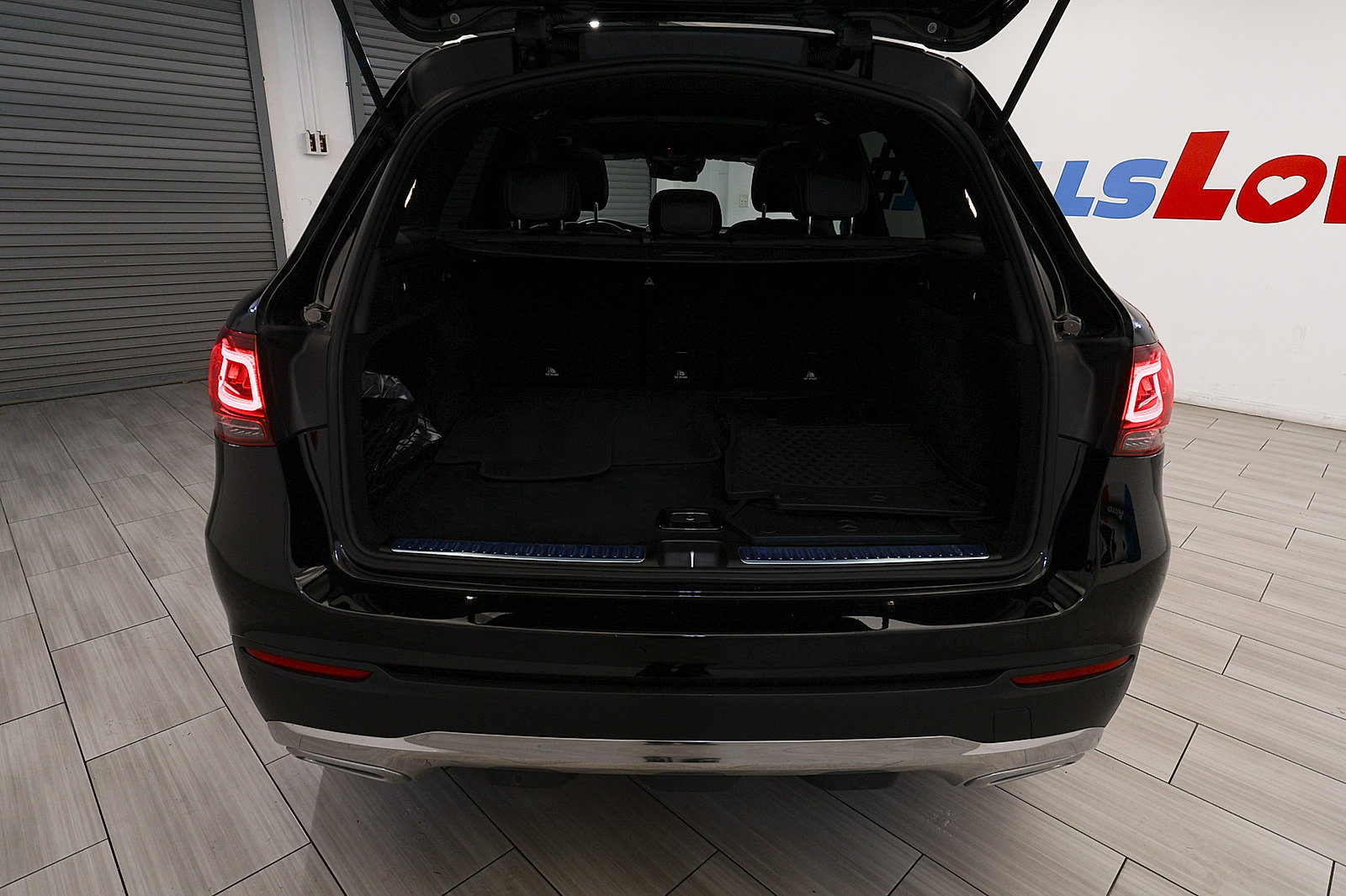 Used 2021 Mercedes-Benz GLC 300 4MATIC image 31