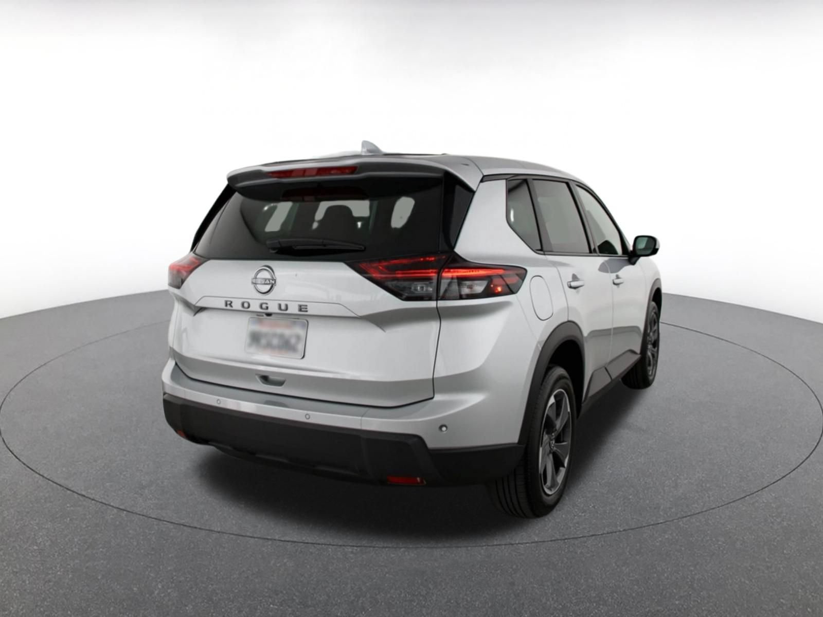 Used 2025 Nissan Rogue SV FWD image 10