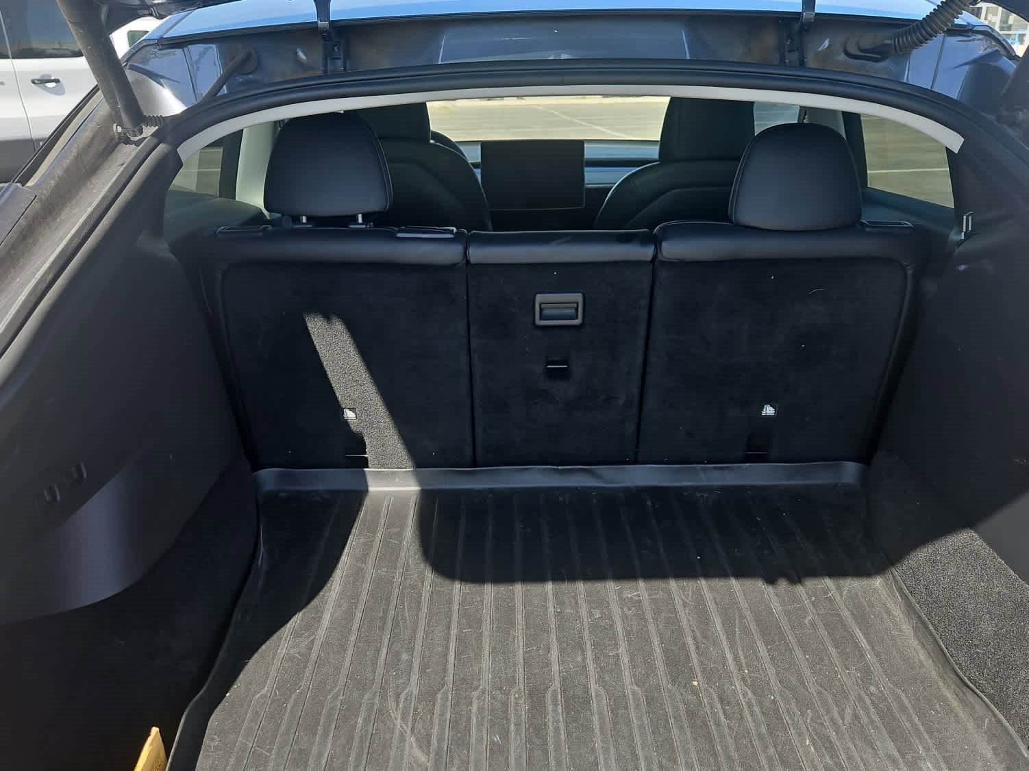 Used 2022 Tesla Model Y Performance image 9