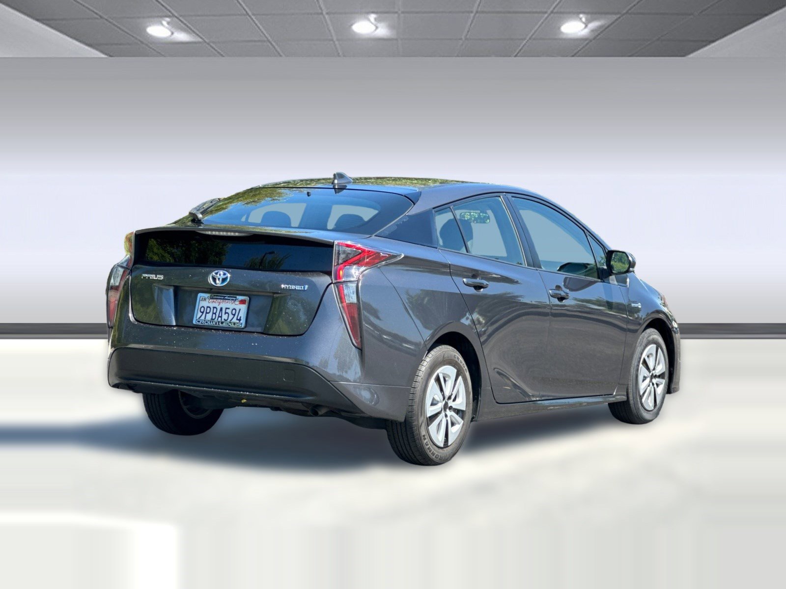 Used 2016 Toyota Prius Two FWD image 8