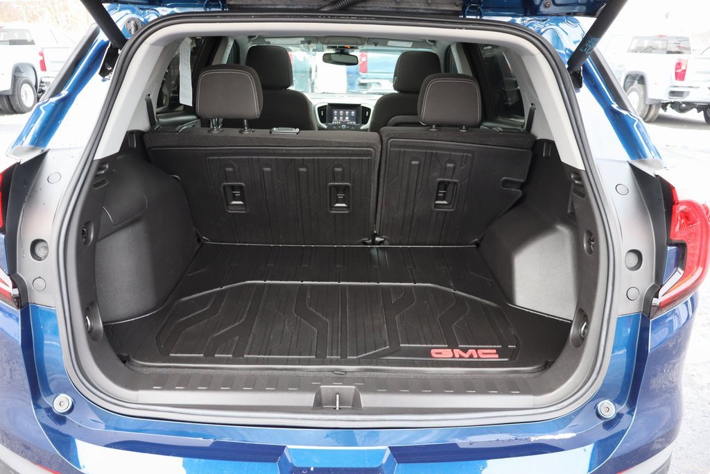 Used 2022 GMC Terrain SLE w/ Driver Convenience Package image 23
