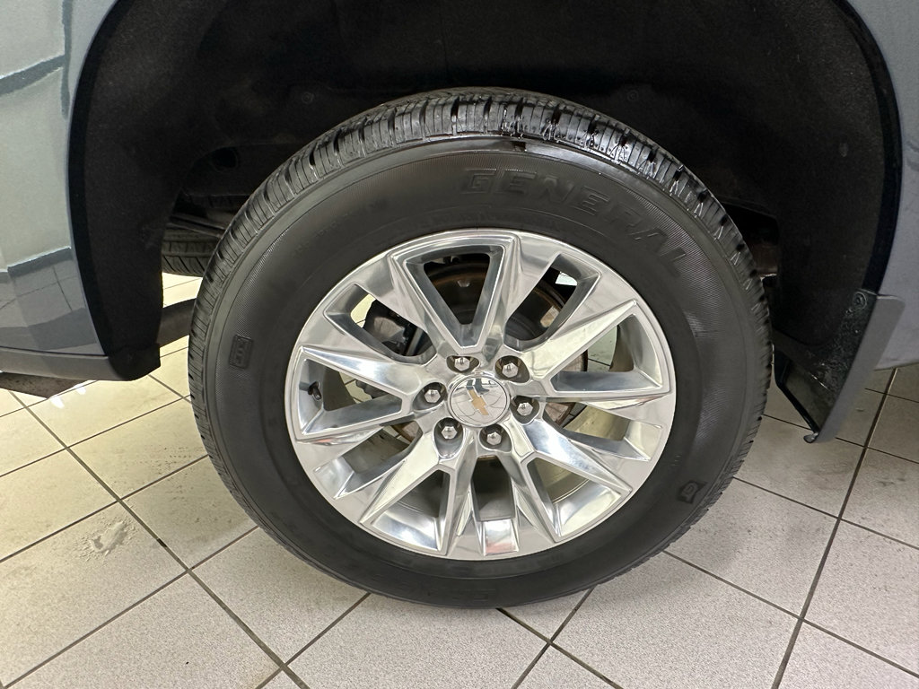 Used 2020 Chevrolet Silverado 1500 LTZ w/ LTZ Plus Package AWD/4WD image 14