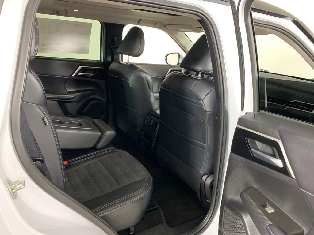 Used 2024 Mitsubishi Outlander Ralliart image 37