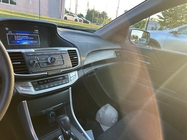Used 2014 Honda Accord EX image 8