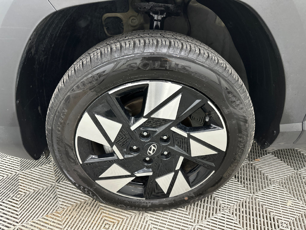 Used 2025 Hyundai Kona SEL AWD/4WD image 12