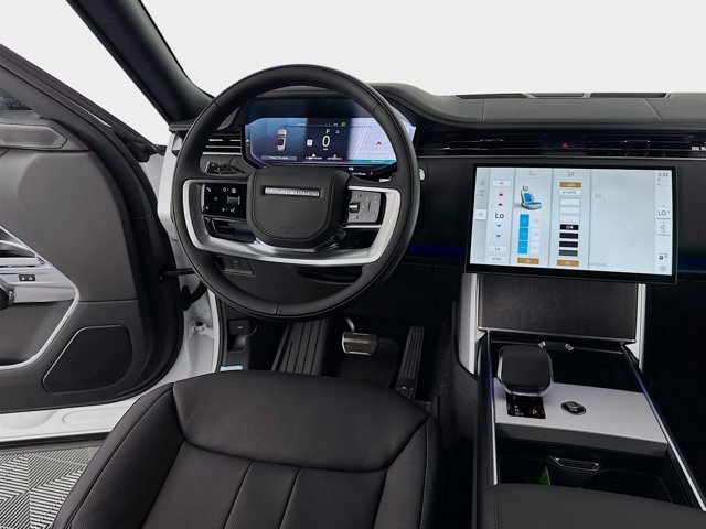 New 2026 Land Rover Range Rover SE image 25