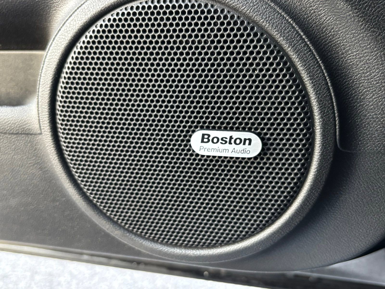 Used 2015 Chevrolet Camaro SS w/ RS Package image 27