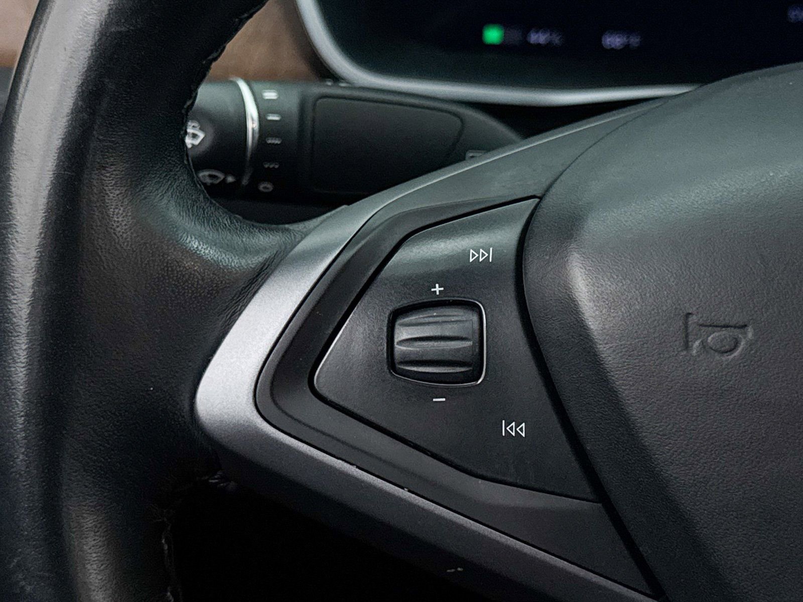 Used 2019 Tesla Model S 100D image 30