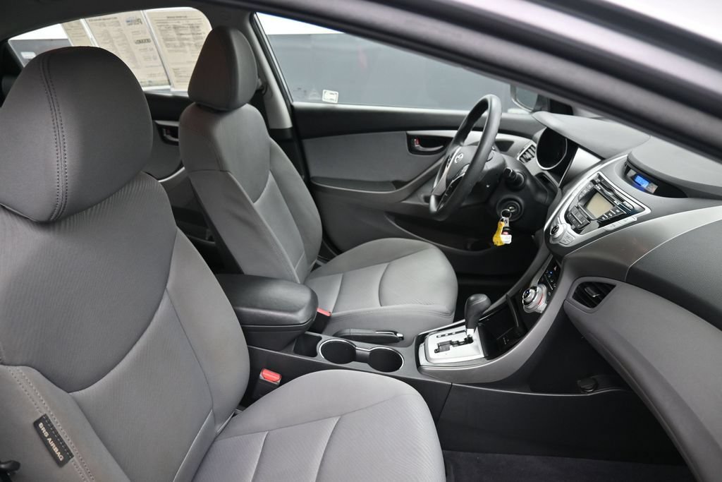 Used 2012 Hyundai Elantra GLS w/ Preferred Pkg 3 FWD image 23