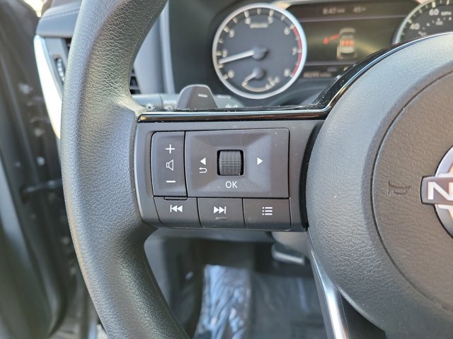 Used 2023 Nissan Rogue SV image 21
