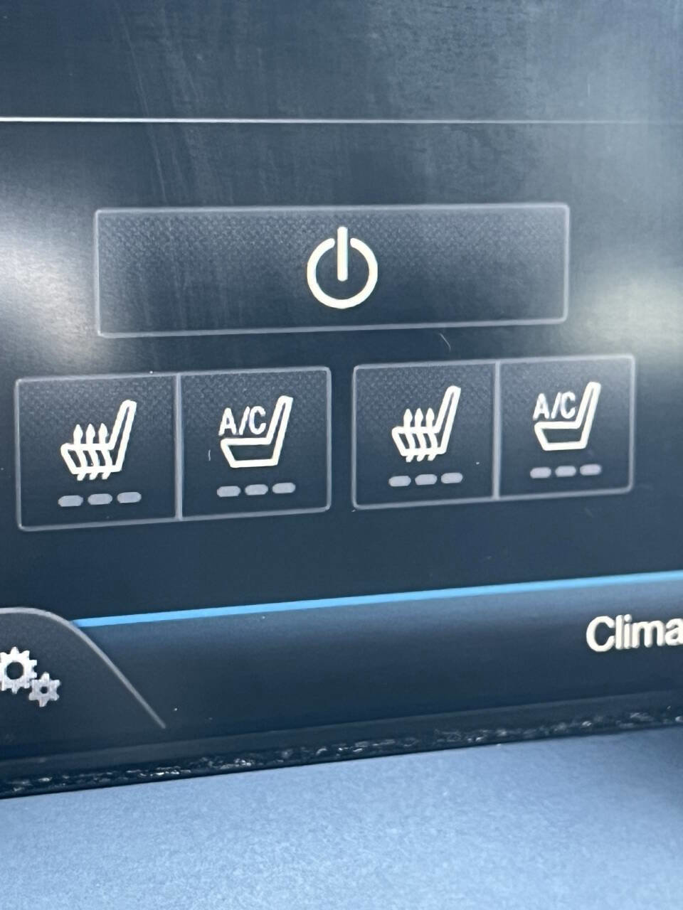 Used 2014 Ford F150 Platinum image 18