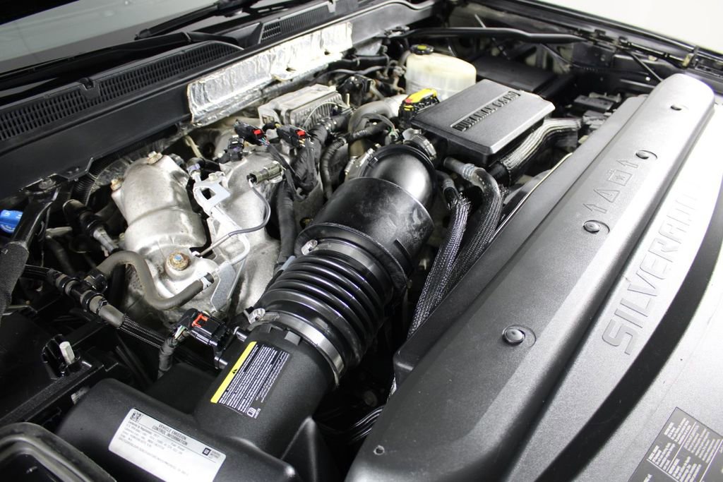 Used 2017 Chevrolet Silverado 2500 LTZ image 17