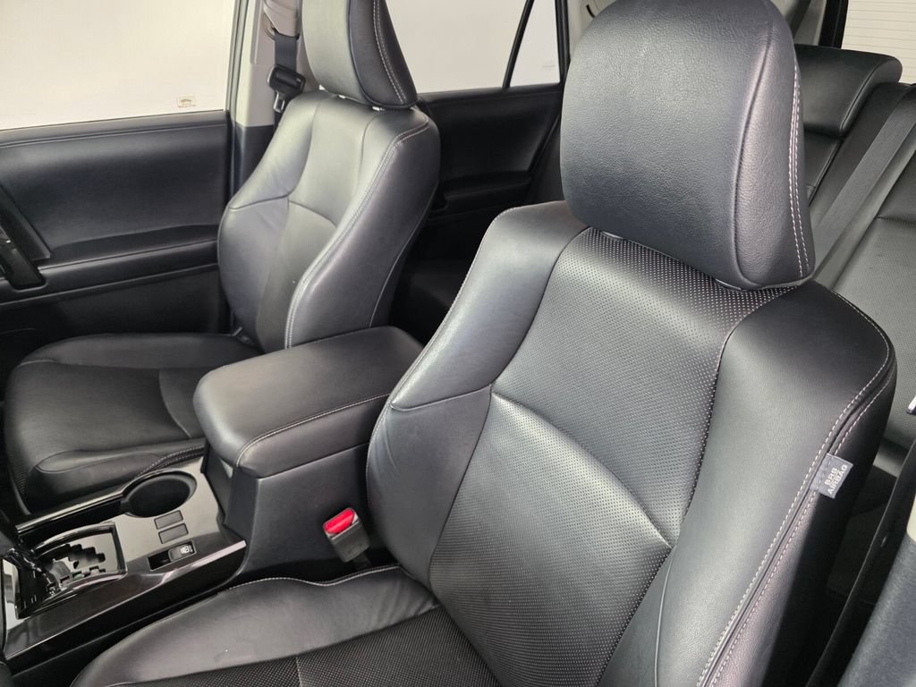 Used 2019 Toyota 4Runner Limited AWD/4WD image 10