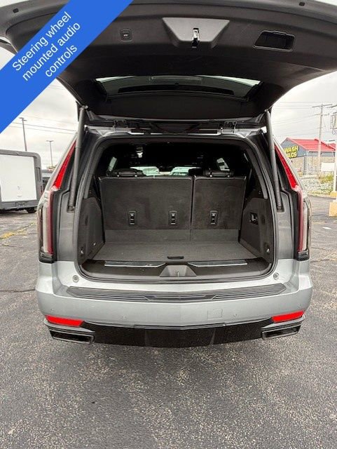 Used 2023 Cadillac Escalade Sport Platinum w/ LPO, ONYX Package image 22