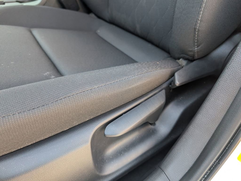 Used 2025 Toyota Corolla LE image 10