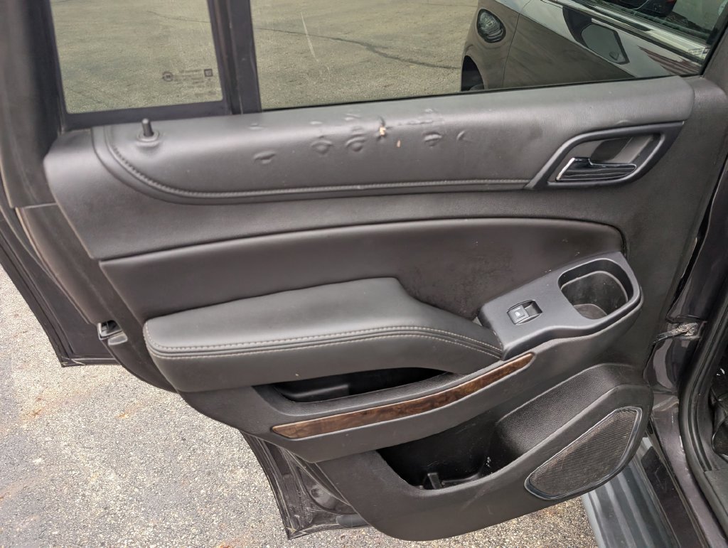Used 2018 Chevrolet Tahoe LT AWD/4WD image 10