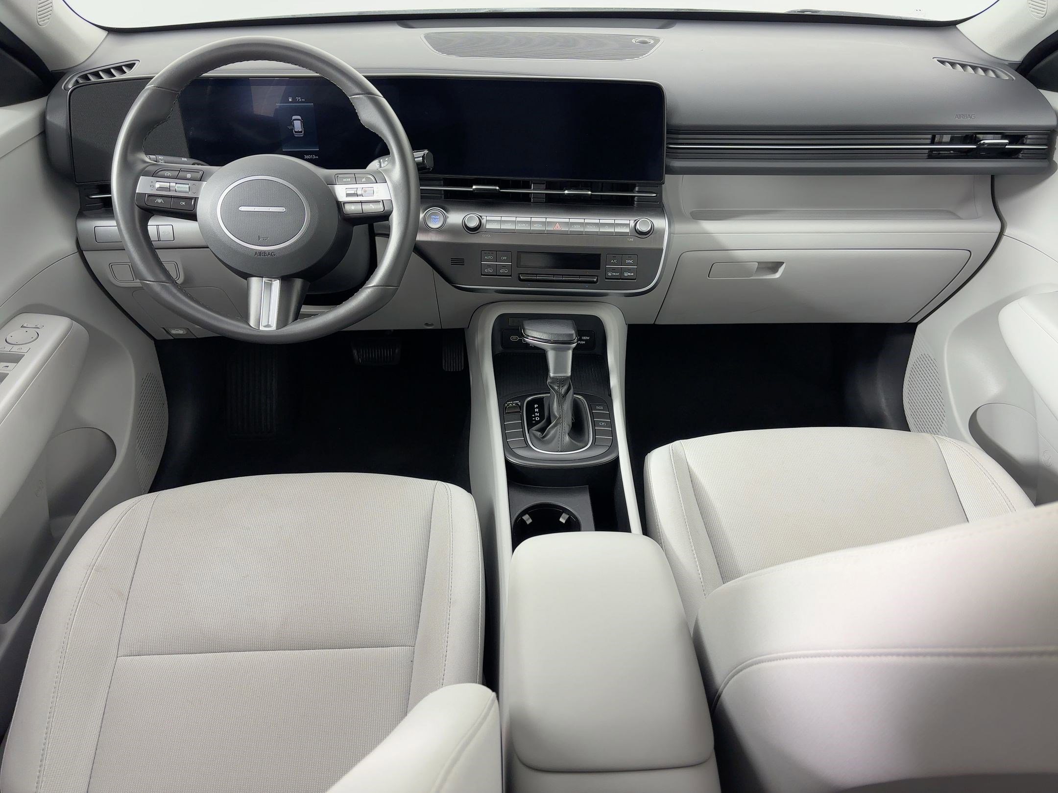 Used 2024 Hyundai Kona SEL image 16