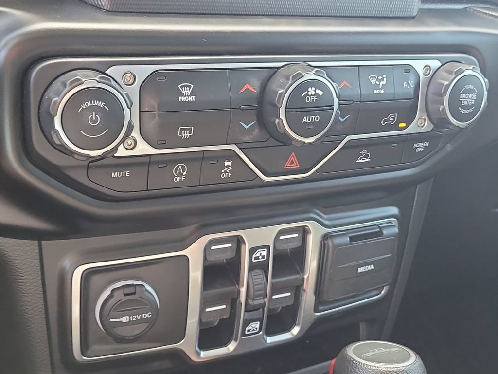 Certified 2022 Jeep Gladiator Sport AWD/4WD image 23