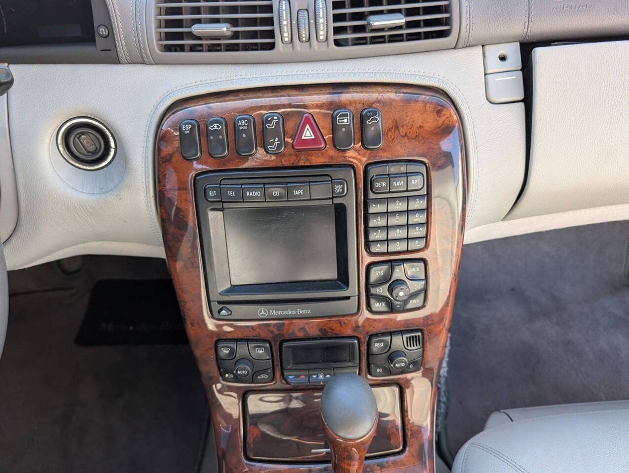 Used 2000 Mercedes-Benz CL 500 image 39