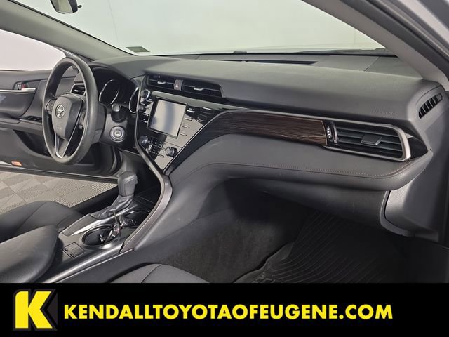 Used 2019 Toyota Camry L image 19