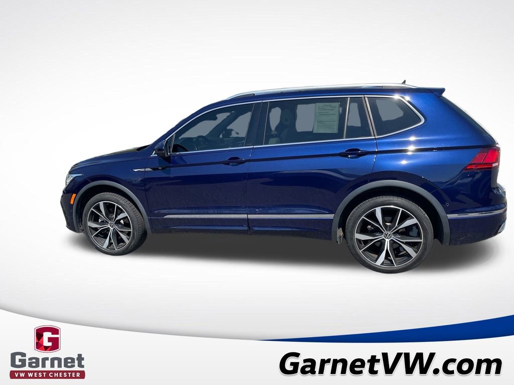 Used 2024 Volkswagen Tiguan SEL R-Line image 2