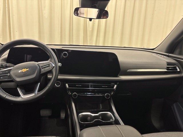 Used 2026 Chevrolet Traverse LT FWD image 18