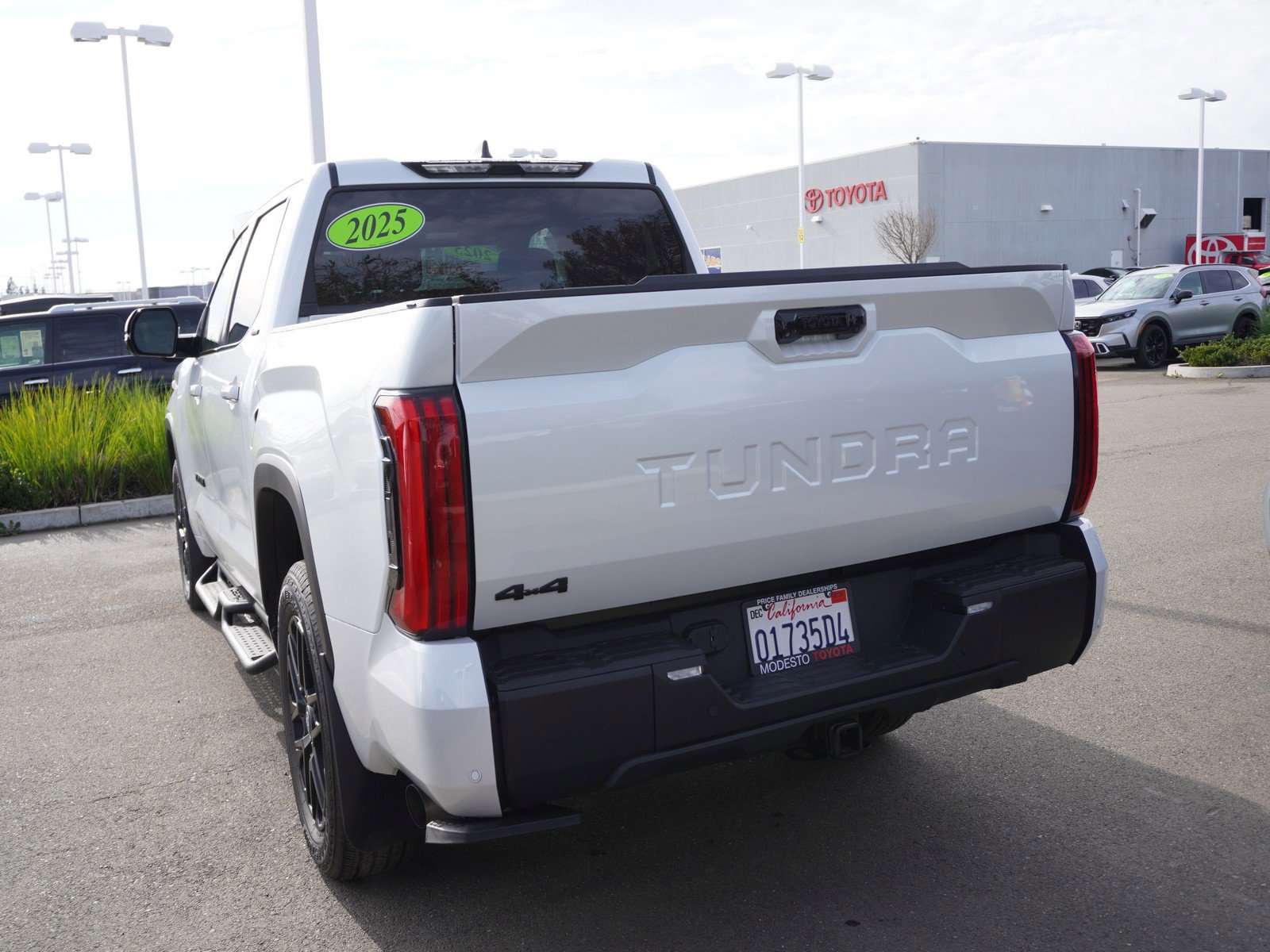 Used 2025 Toyota Tundra Limited image 12