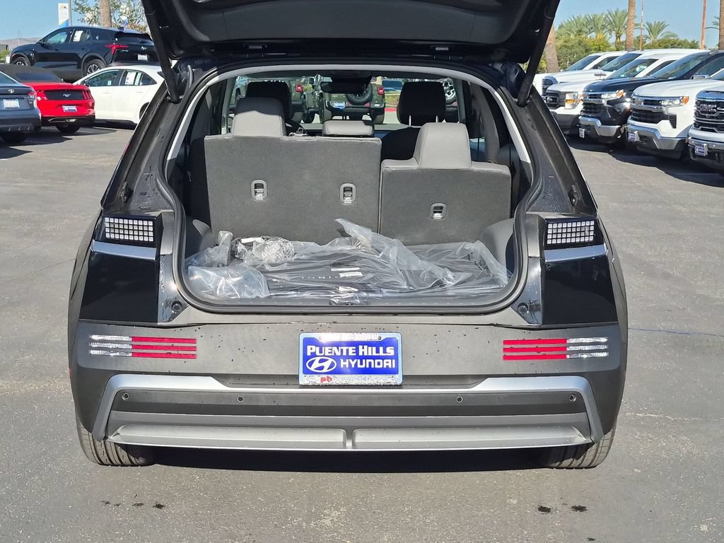 New 2026 Hyundai Ioniq 5 SEL RWD image 32