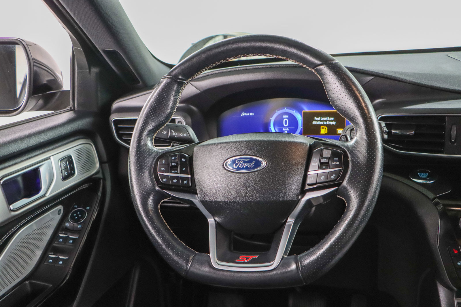 Used 2023 Ford Explorer ST w/ Technology Package AWD/4WD image 12