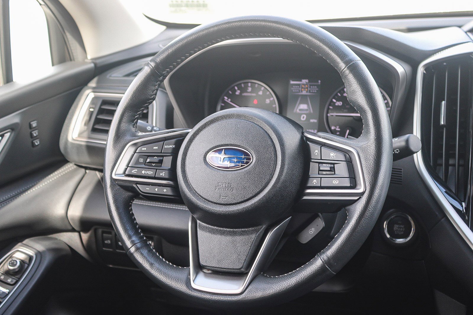 Used 2023 Subaru Ascent Limited w/ Technology Package image 16