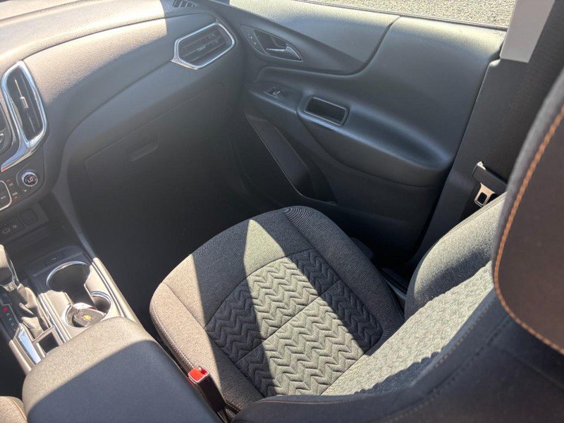 Used 2023 Chevrolet Equinox LT FWD image 16