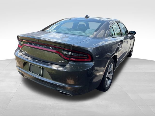 Used 2018 Dodge Charger SXT Plus RWD image 3
