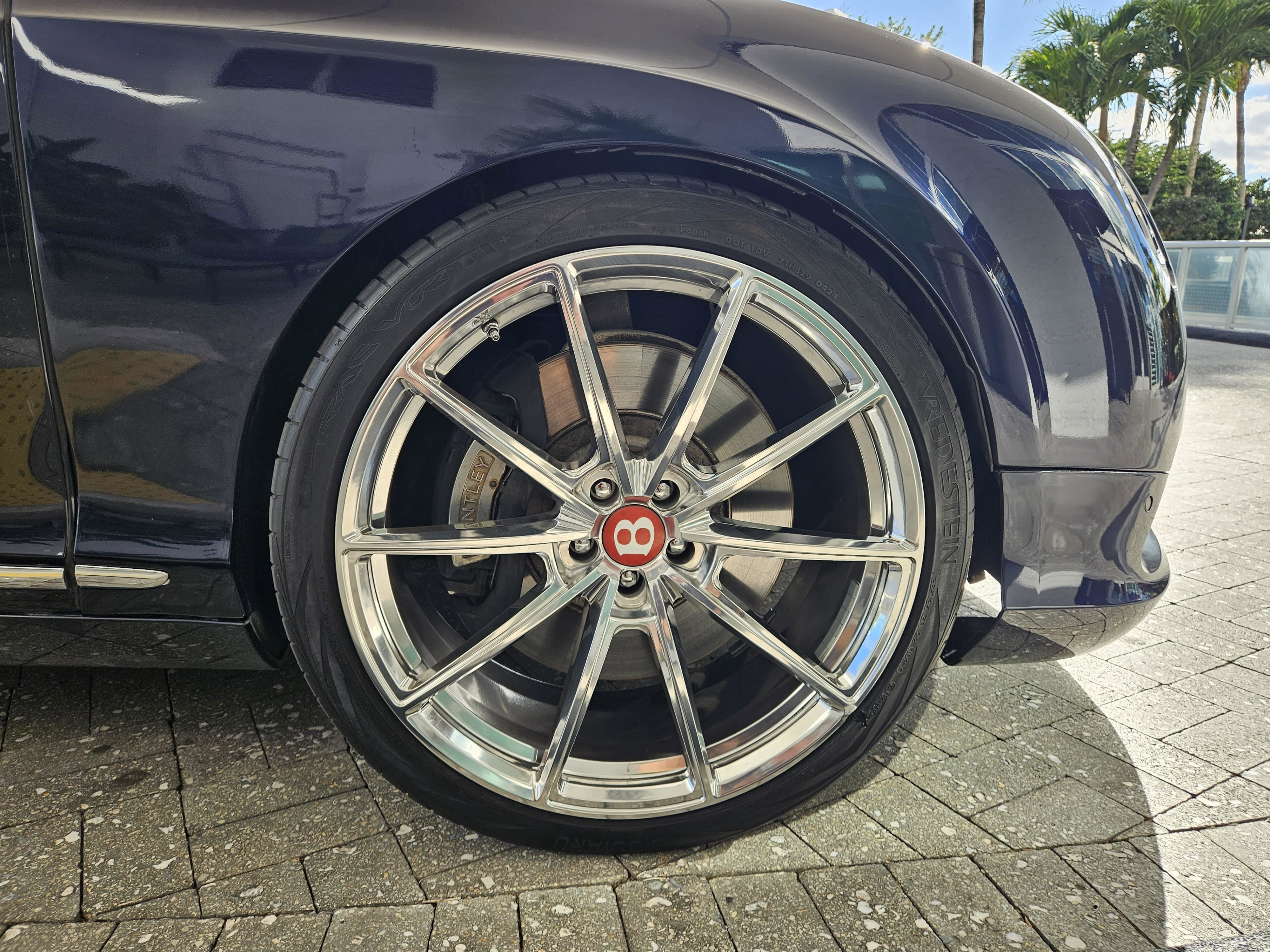 Used 2014 Bentley Continental GT image 31