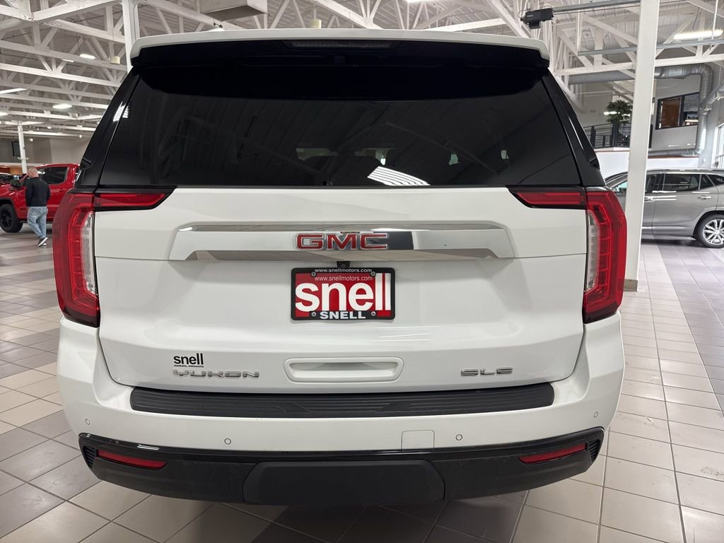 Used 2023 GMC Yukon XL SLE AWD/4WD image 4