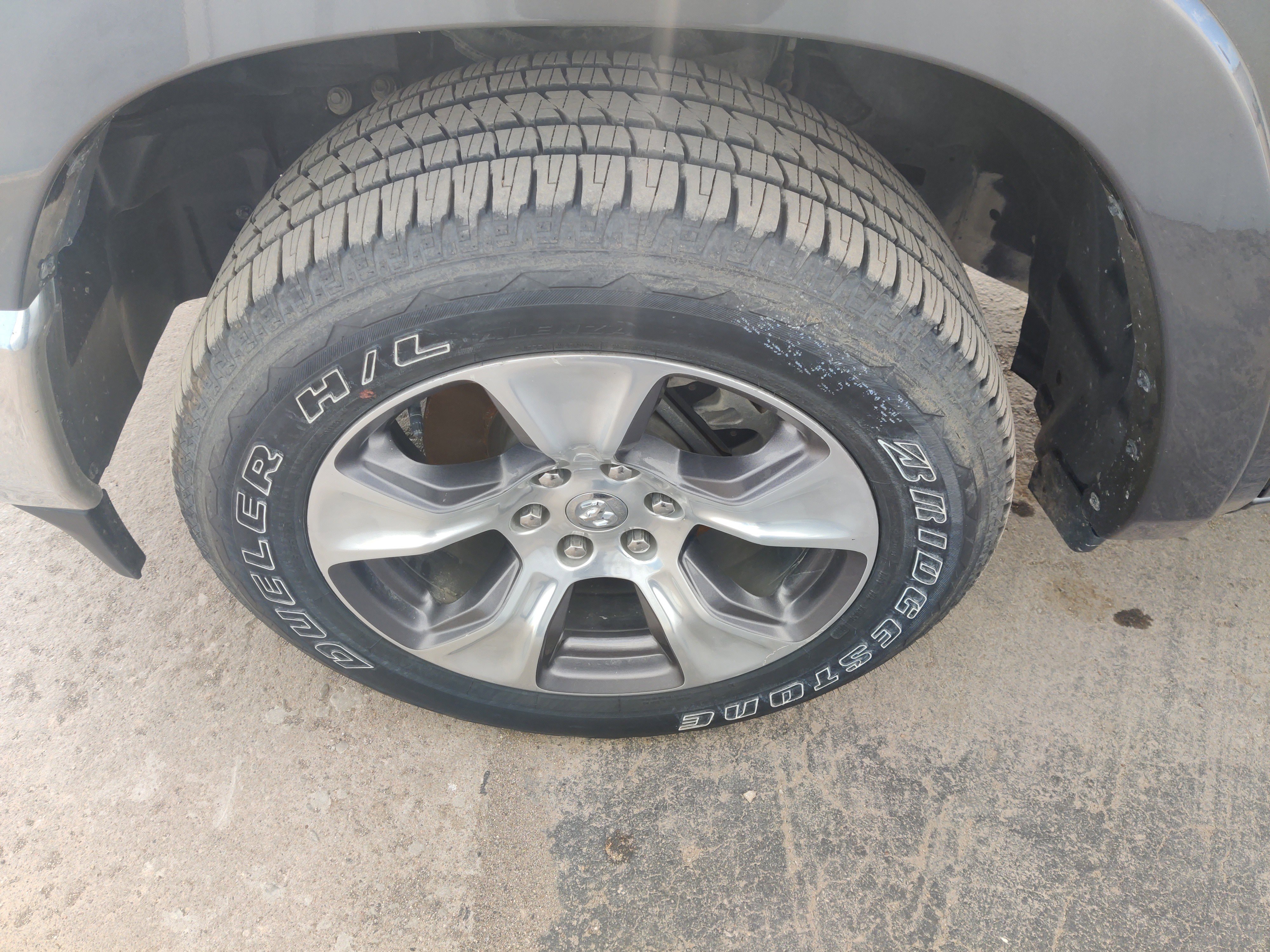 Used 2021 RAM 1500 Laramie image 9