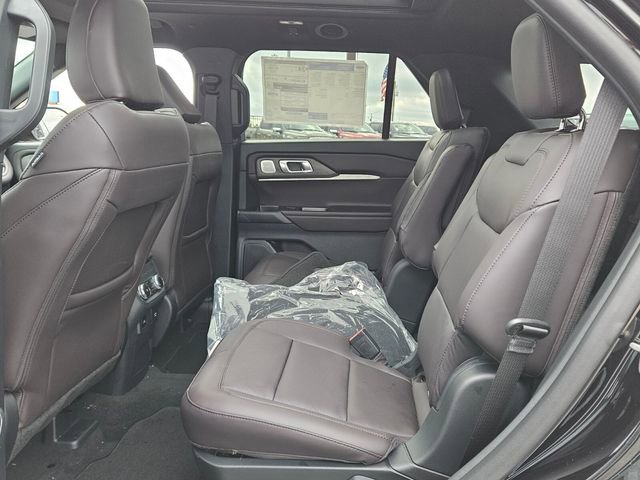 New 2026 Ford Explorer Platinum image 44