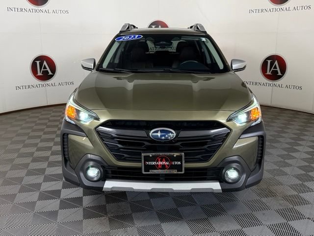 Used 2023 Subaru Outback Touring XT AWD/4WD image 2