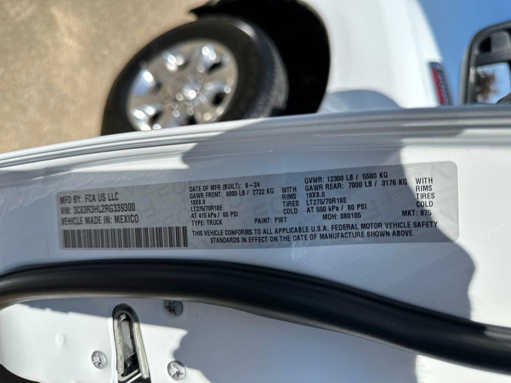 Used 2024 RAM 3500 Big Horn image 39
