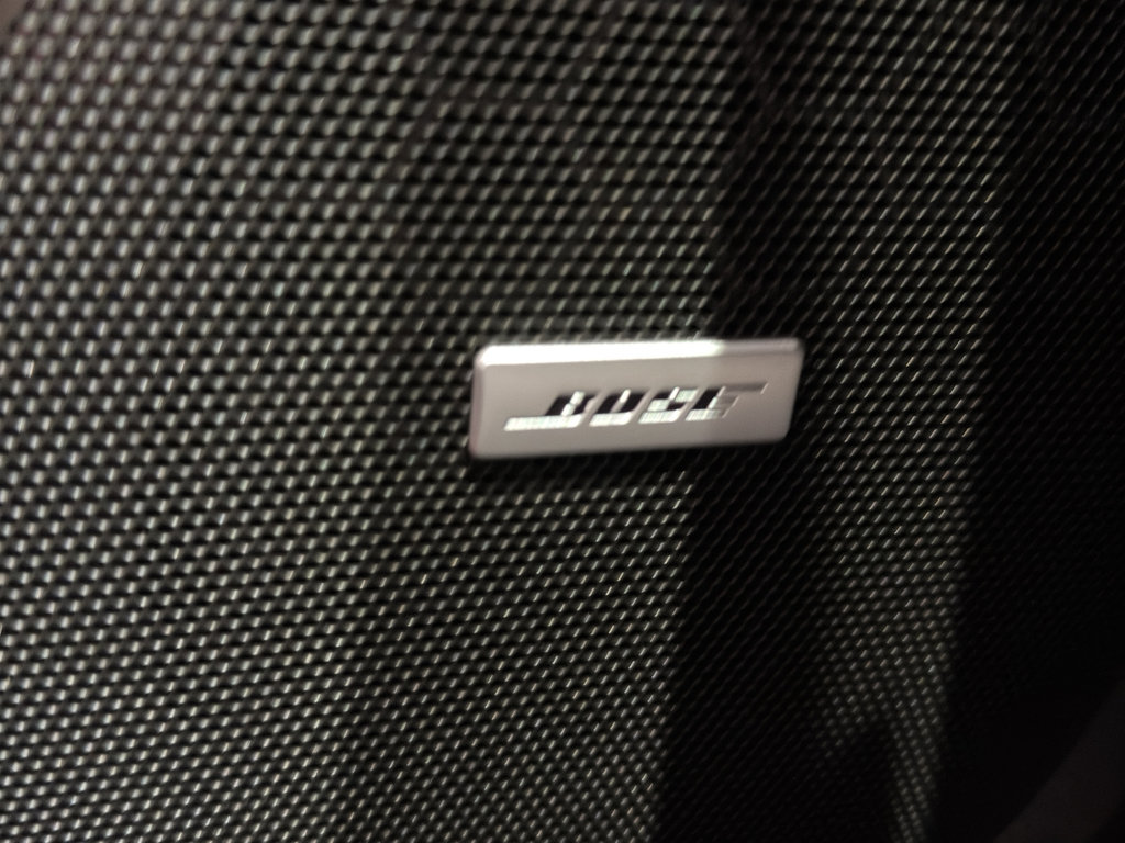 Used 2022 Chevrolet Traverse RS w/ LPO, Floor Liner Package image 40