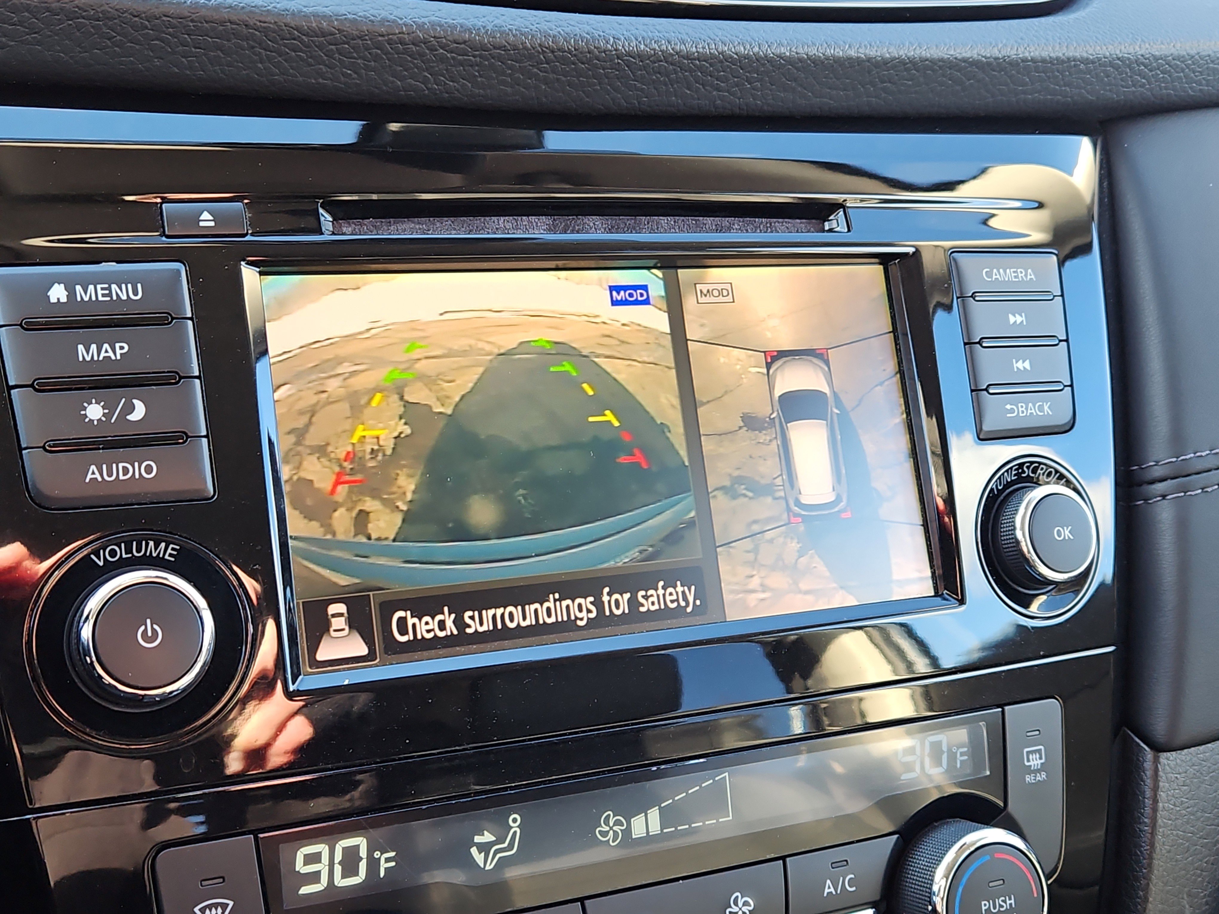 Used 2018 Nissan Rogue SL image 25