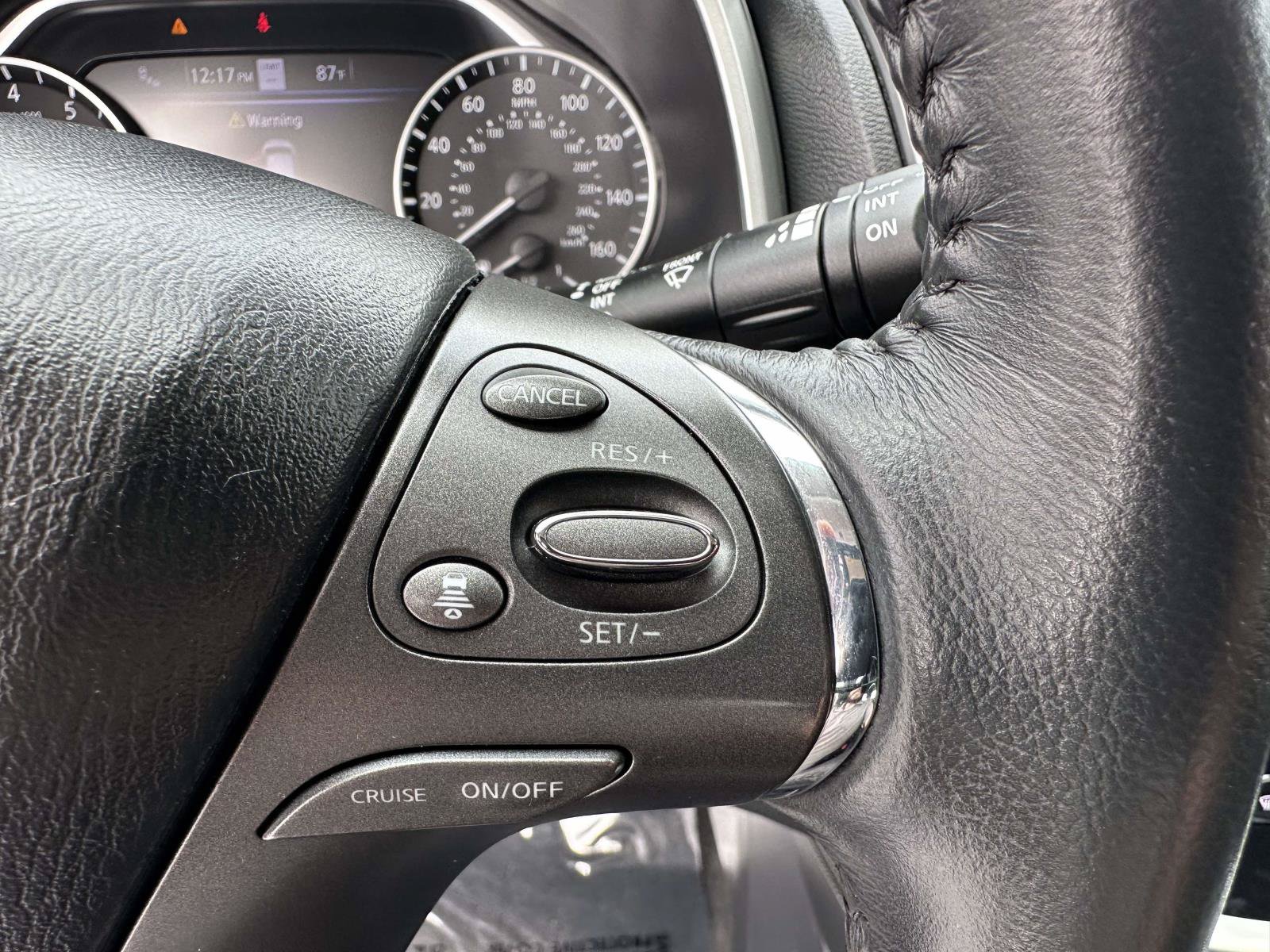 Used 2023 Nissan Murano SL AWD/4WD image 14
