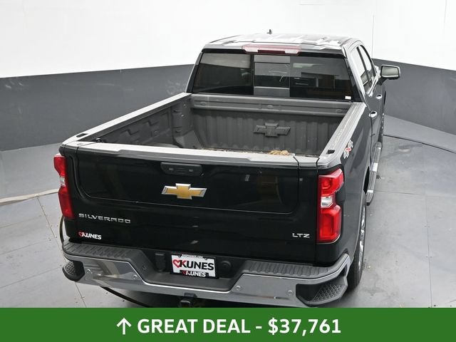 Used 2022 Chevrolet Silverado 1500 LTZ w/ LTZ Convenience Package II AWD/4WD image 12